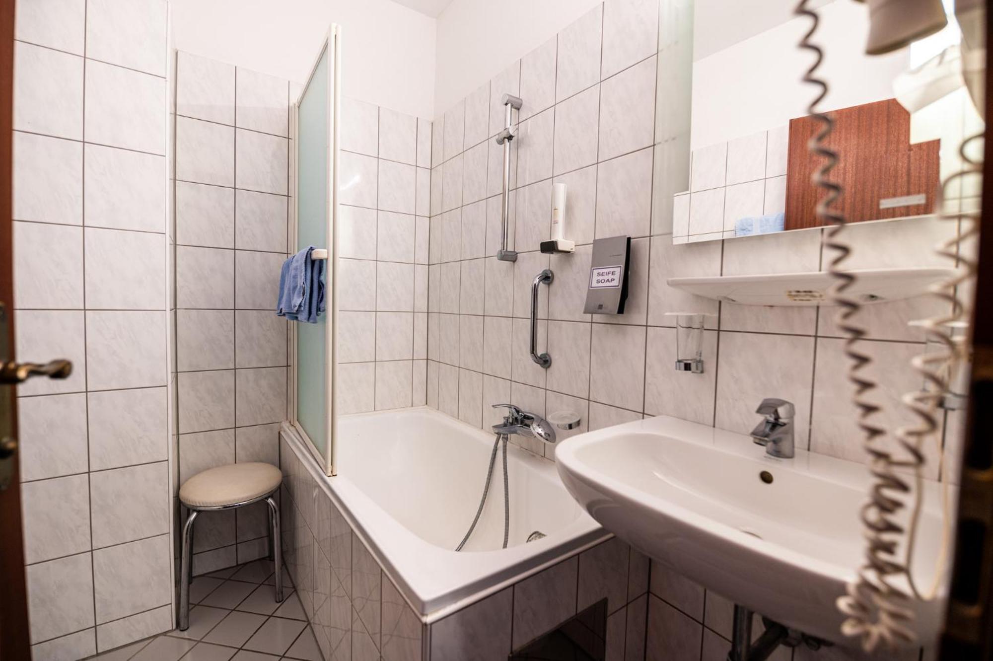 Hotel Alter Telegraf Graz Exterior foto